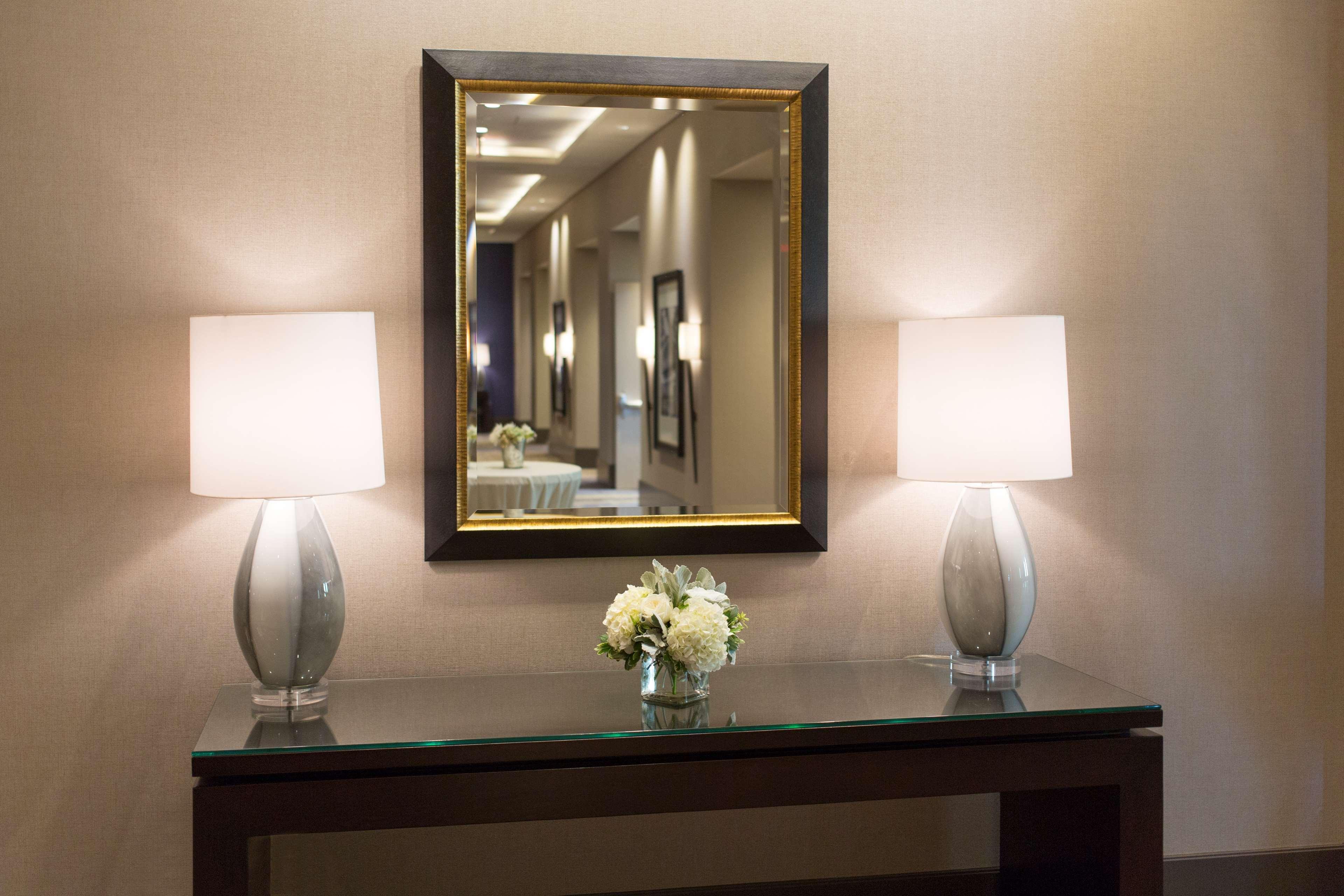 Hyatt House Charleston - Historic District Hotel Interior photo